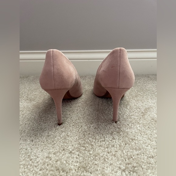 Michael Kors Nude Heels - Picture 3 of 7
